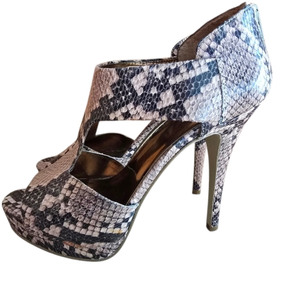 Nine West Shoes - Nine West Snakeskin Pattern Heels Sexy Businees Office Cocktail Size 8.5 Baddie